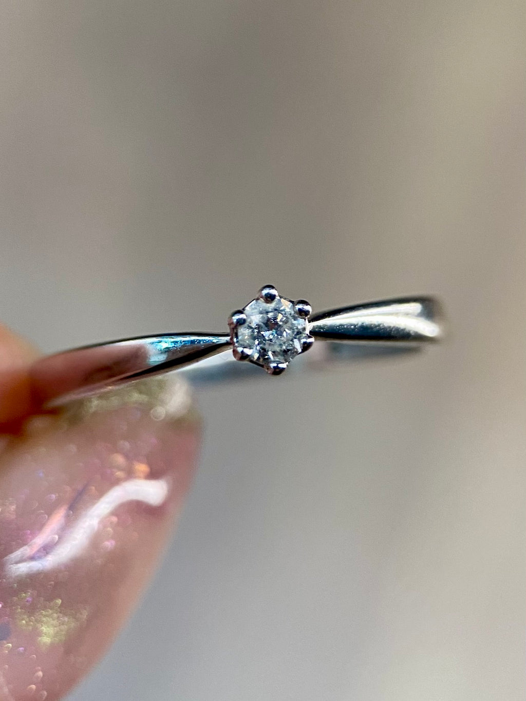 Oro Blanco 14k Redondo 0.10ct de Diamante Natural                                                  Anillo Compromiso OF1963