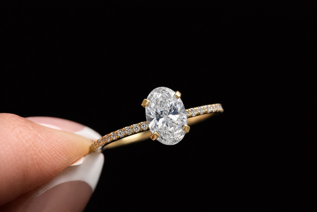 Diamante Laboratorio IGI Oval 1.00ct+0.16ct Oro Amarillo-Anillo de Compromiso