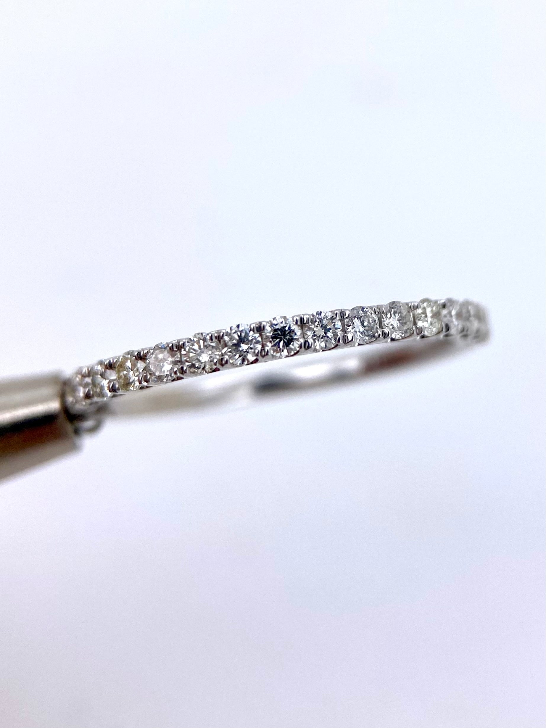 Churumbela 0.35ct Oro 14k Blanco.            OF2361