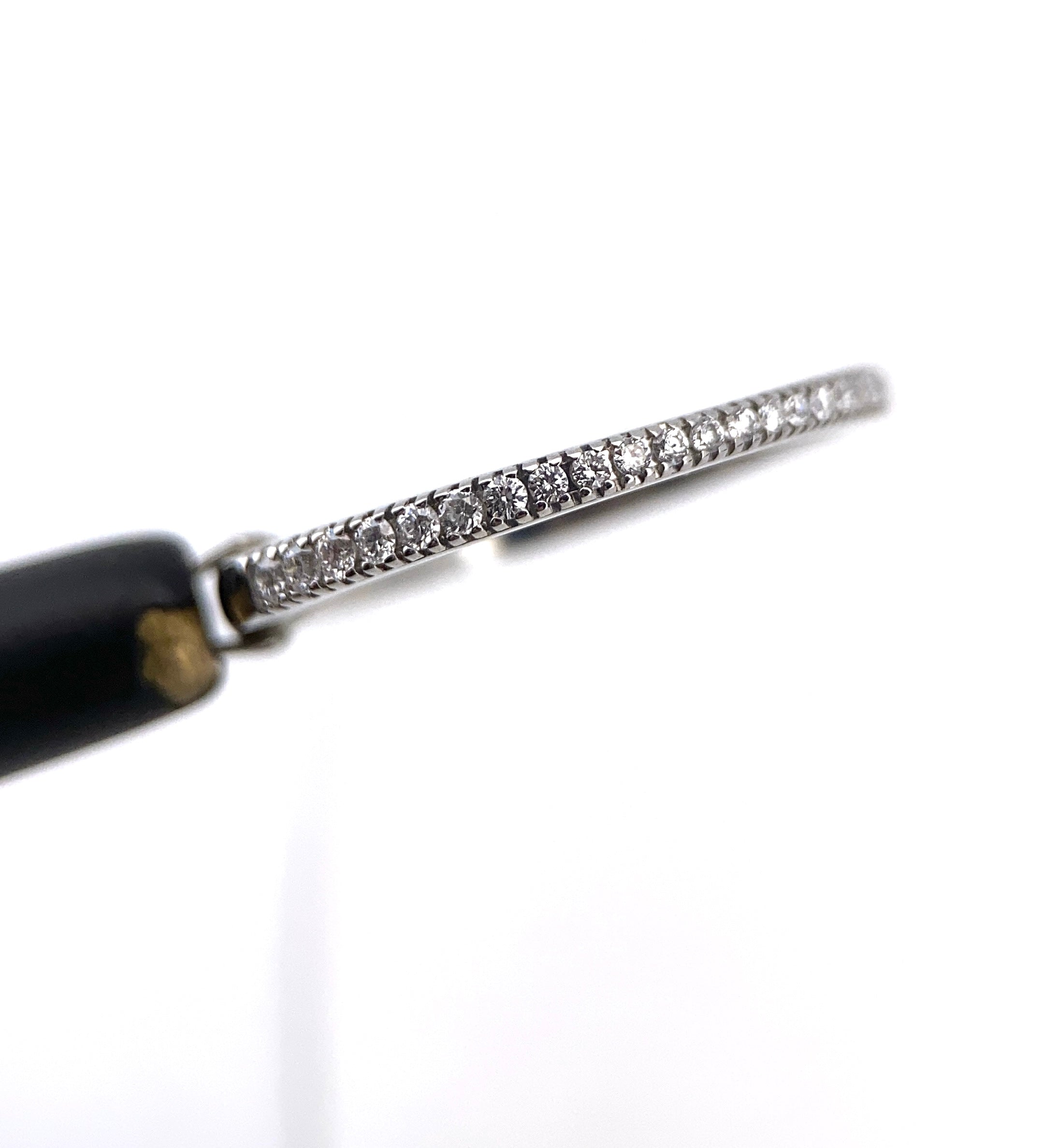 Churumbela Redonda 0.21ct Oro 14k Blanco.            OF2314