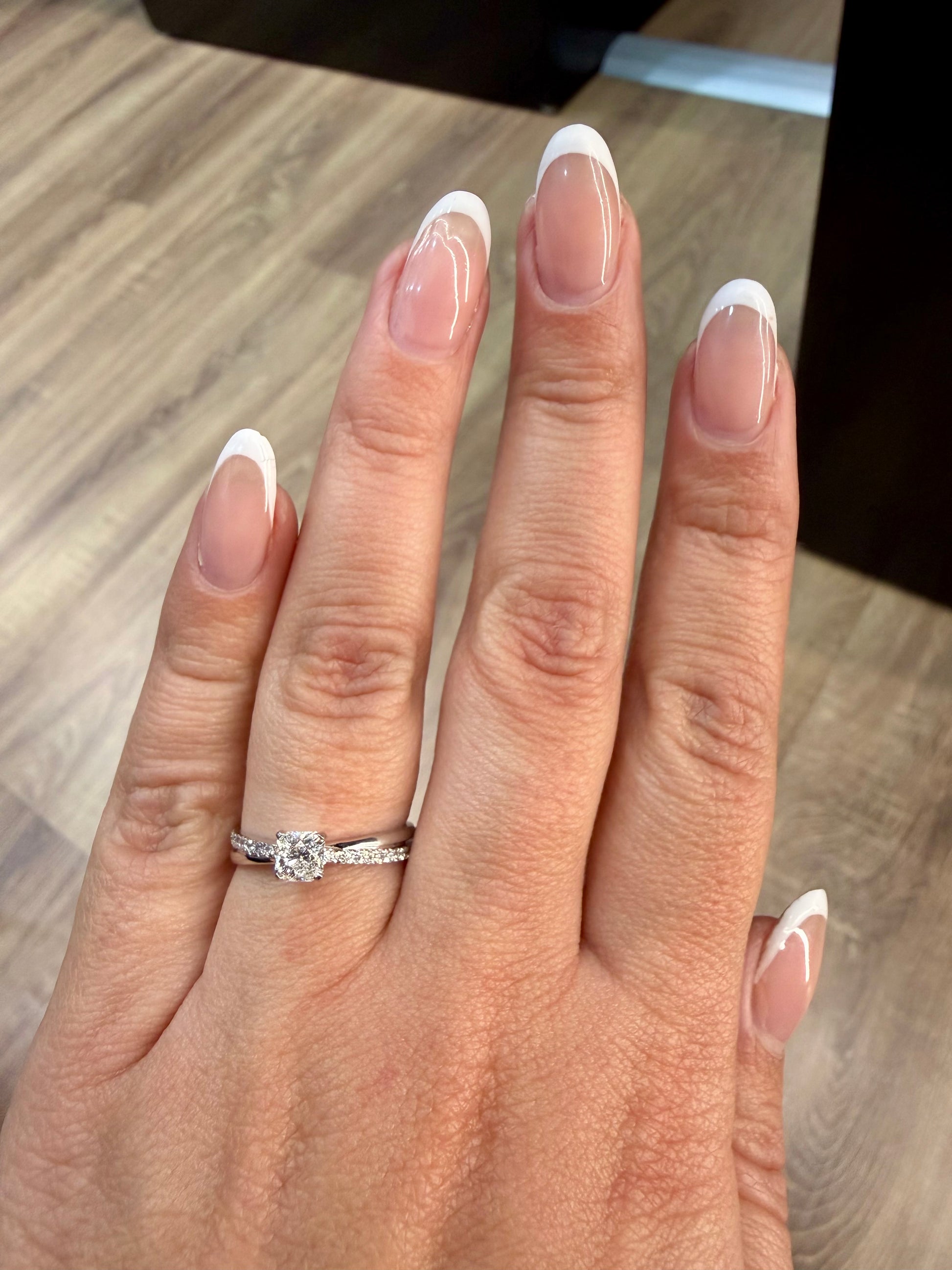 Oro Blanco 14k Redondo 0.30ct + 0.16ct Lde Diamantes Naturales                            Anillo Compromiso OF2300