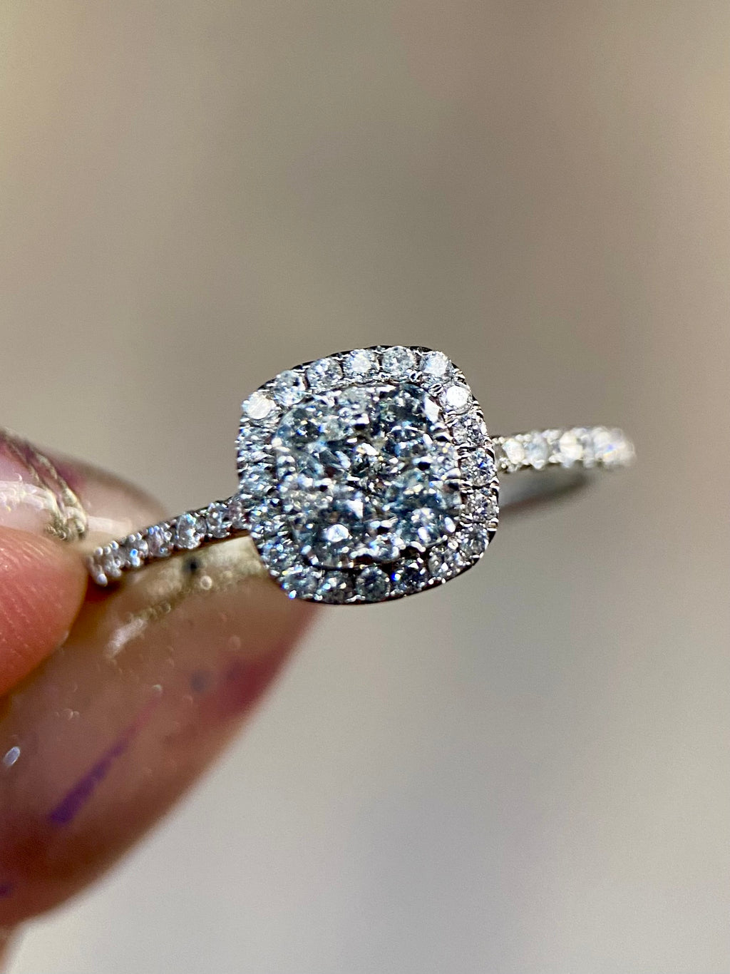 Oro Blanco 14k Princess 0.50ct de Diamantes Naturales                            Anillo Compromiso OF2182