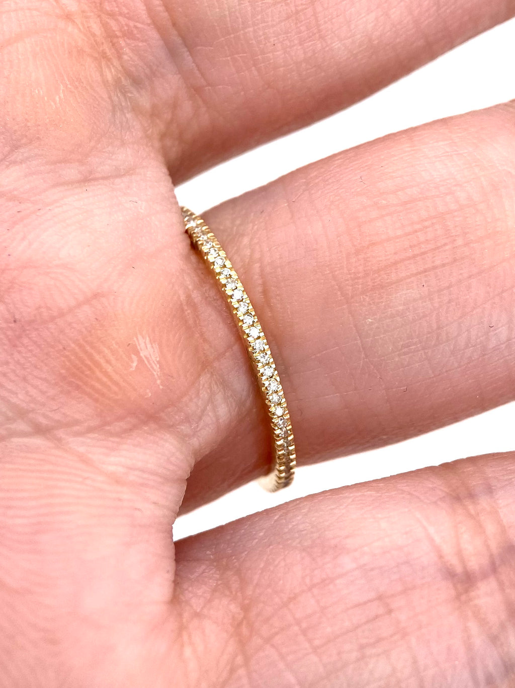 Churumbela Infinita 0.15ct Oro 14k Amarillo.            OF2356