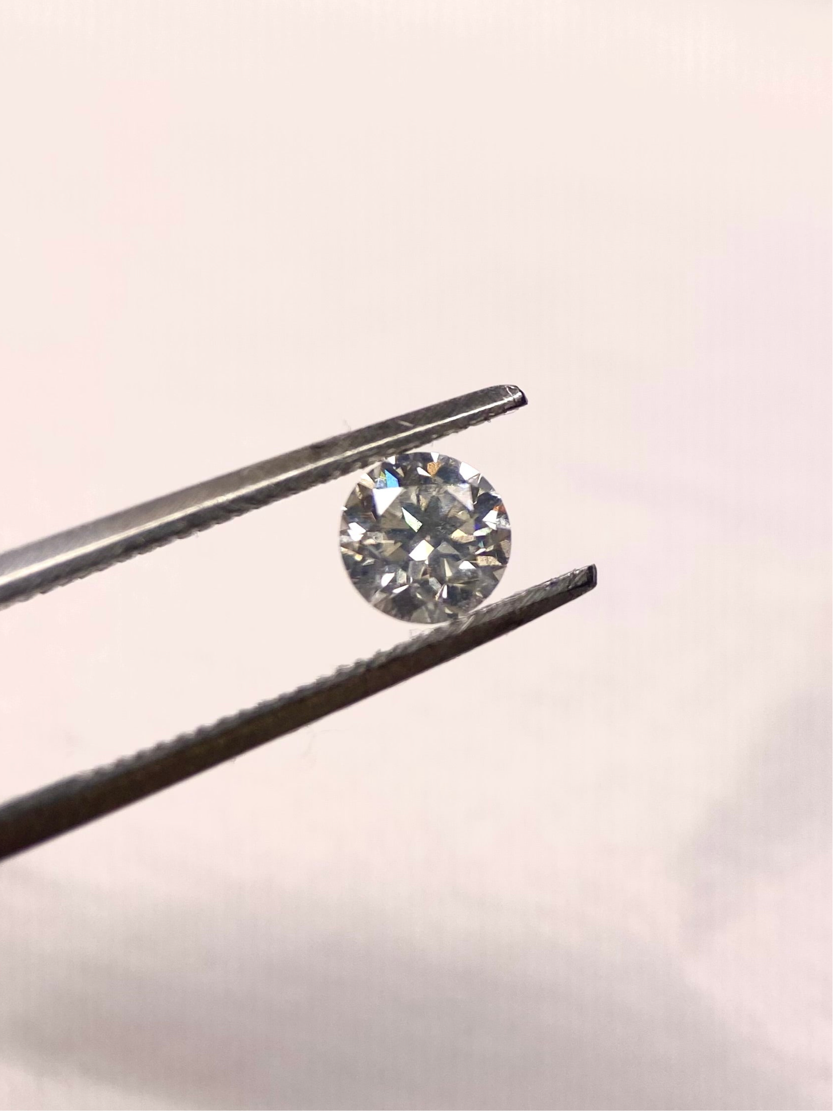 Redondo 0.72ct Diamante GIA OF1498