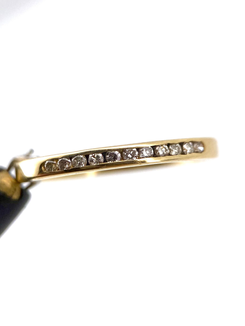 Churumbela Redonda 0.14ct Oro 14k Amarillo.            OF2322