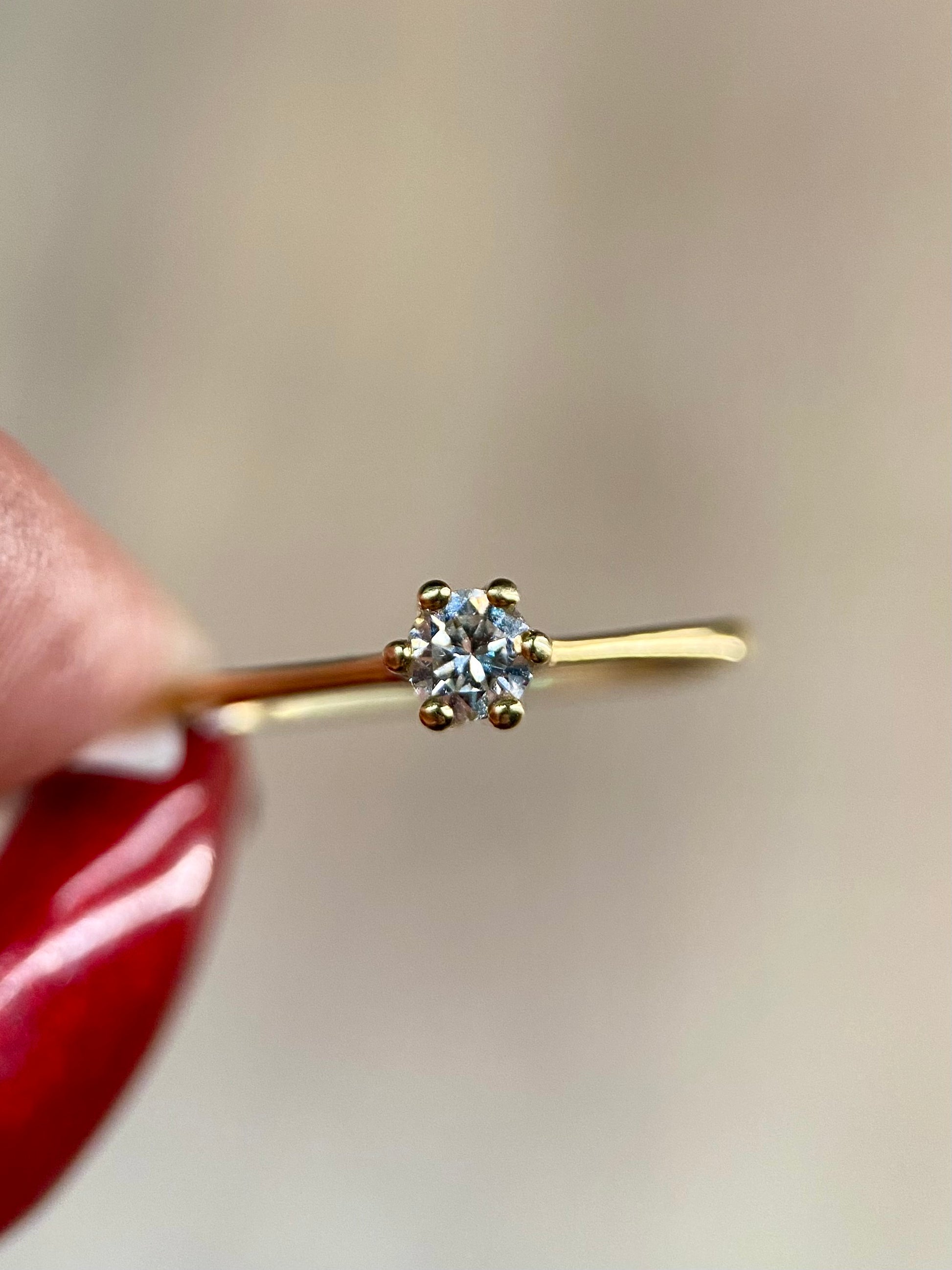 Oro Amarillo 14k Redondo 0.16ct de Diamante Natural                              Anillo Compromiso OF1706