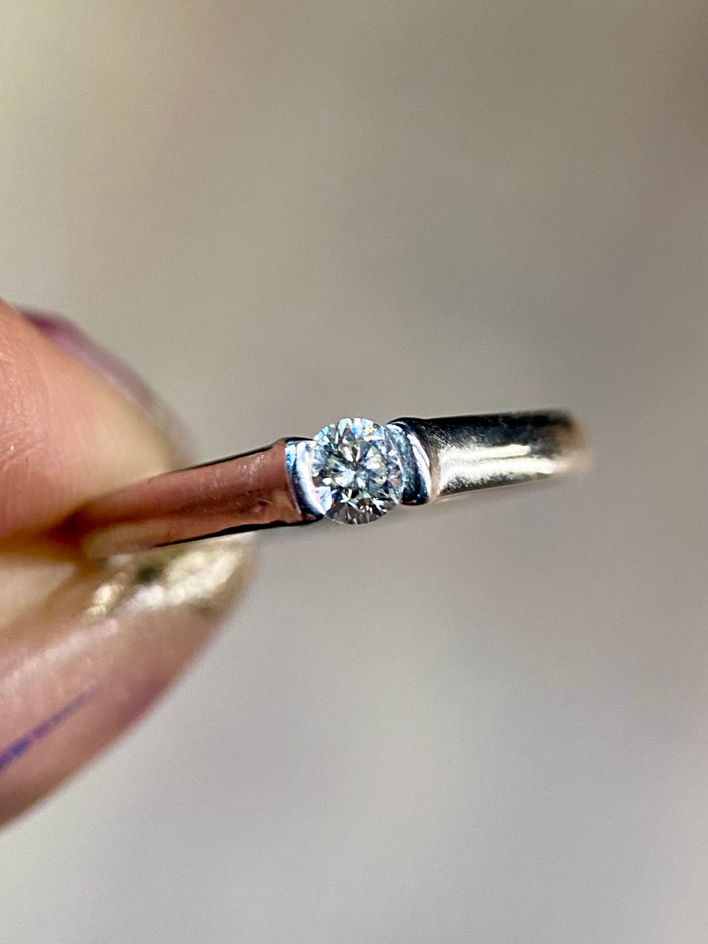 Oro Blanco 14k Redondo 0.17ct de Diamante Natural                                                  Anillo Compromiso OF2004