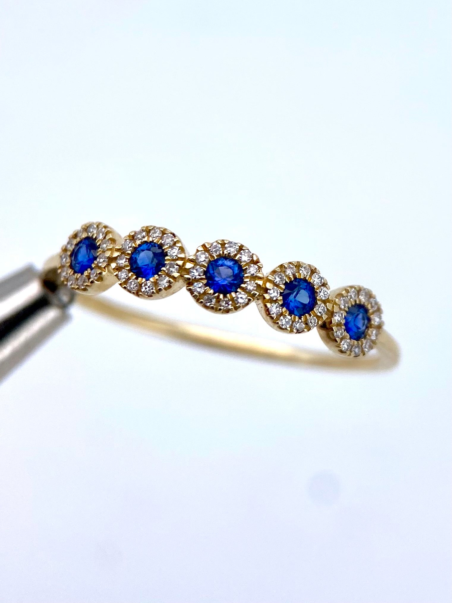 Churumbela Zafiros y Diamantes 0.70ct Oro 14k Blanco.            OF2371