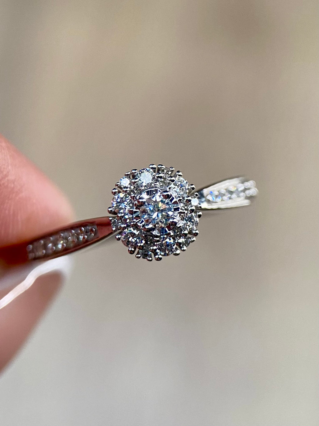 Oro Blanco 14k Redondo 0.33ct de Diamantes Naturales                            Anillo Compromiso OF2294