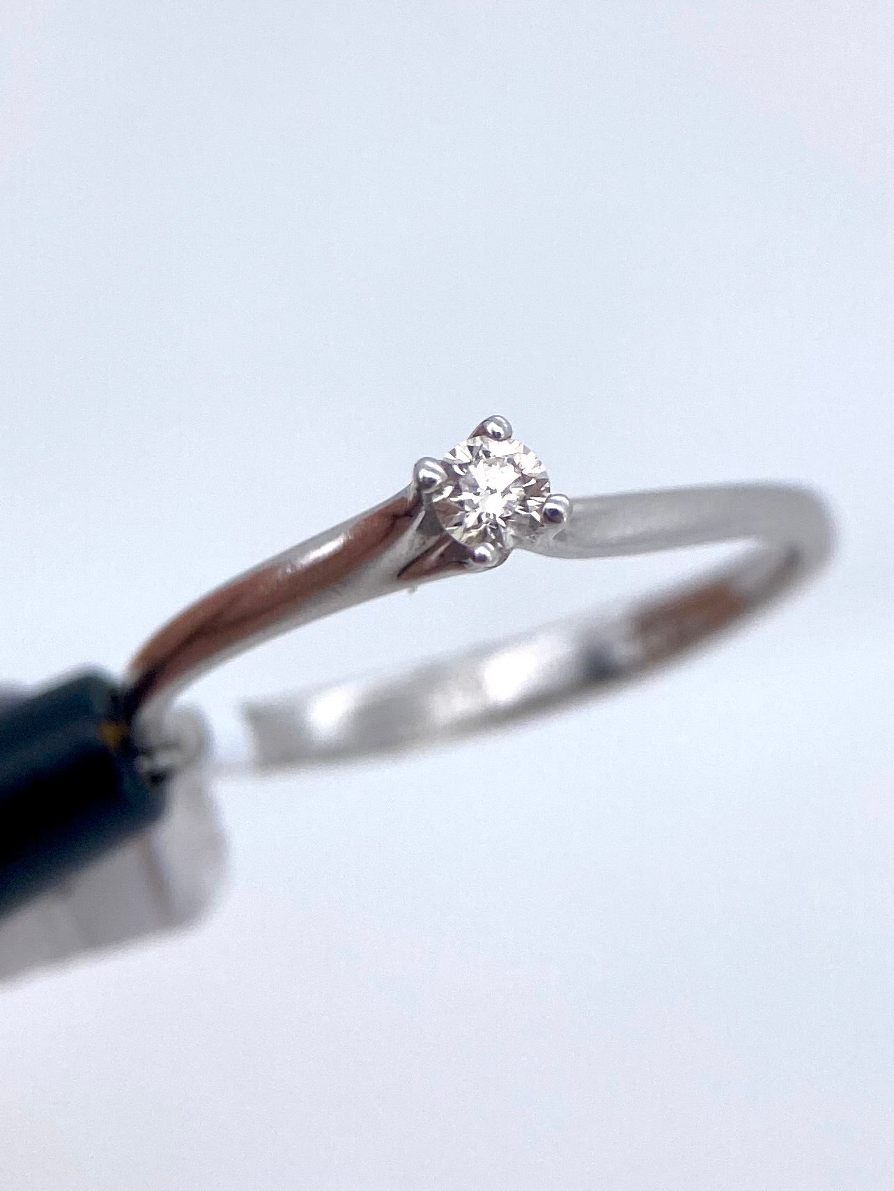 Oro Blanco 14k Redondo 0.10ct de Diamante Natural                                                  Anillo Compromiso OF1953