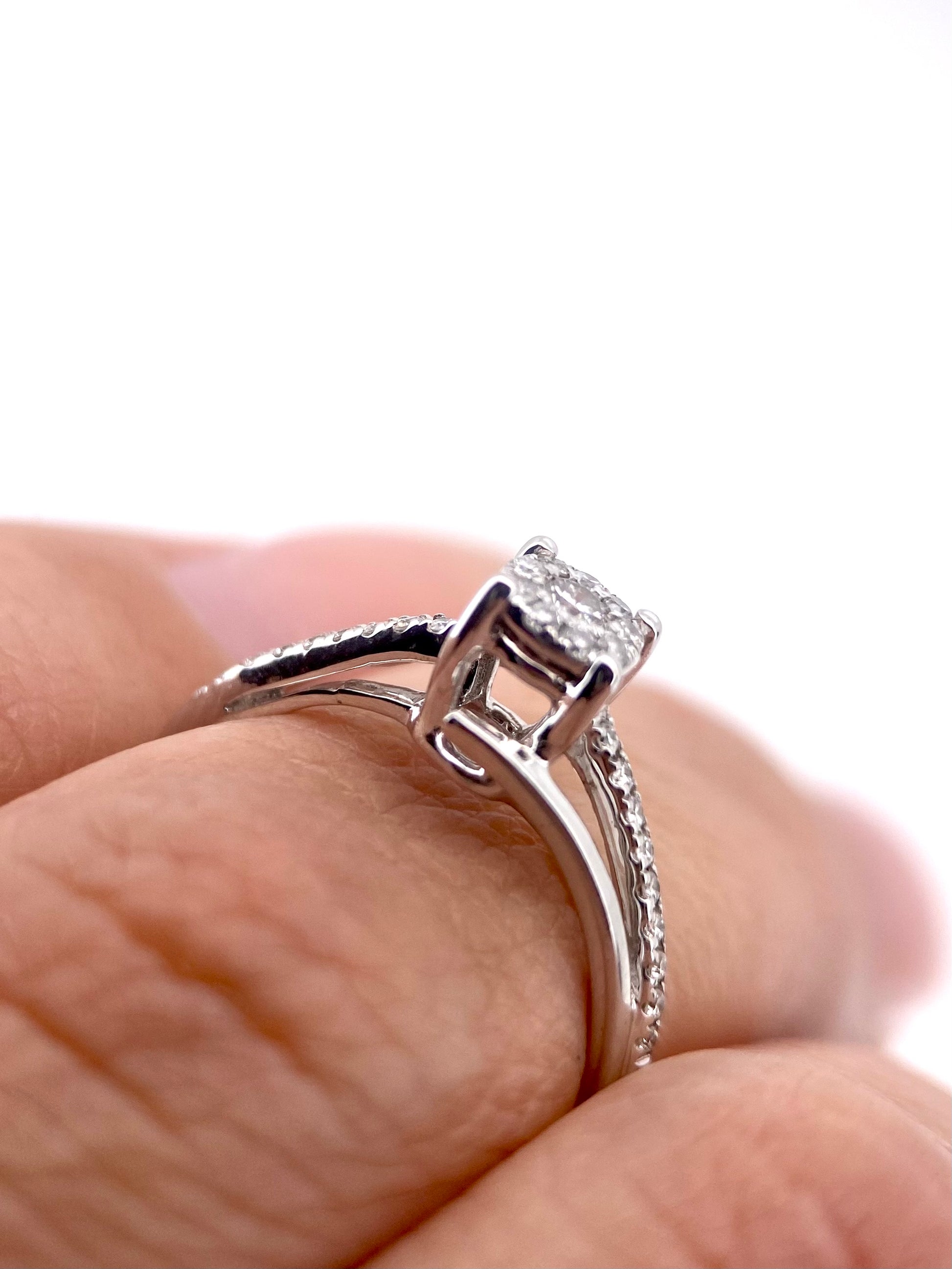 Oro Blanco 14k Redondo 0.20ct de Diamantes Naturales                            Anillo de compromiso OF2327