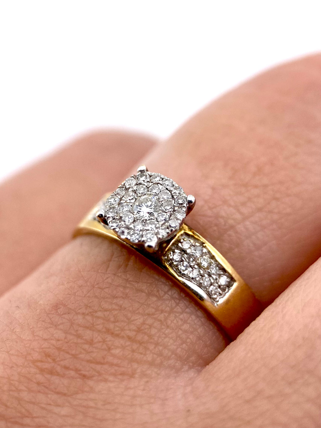 Oro Amarillo 14k Redondo 0.35ct de Diamantes Naturales                            Anillo Compromiso OF1702