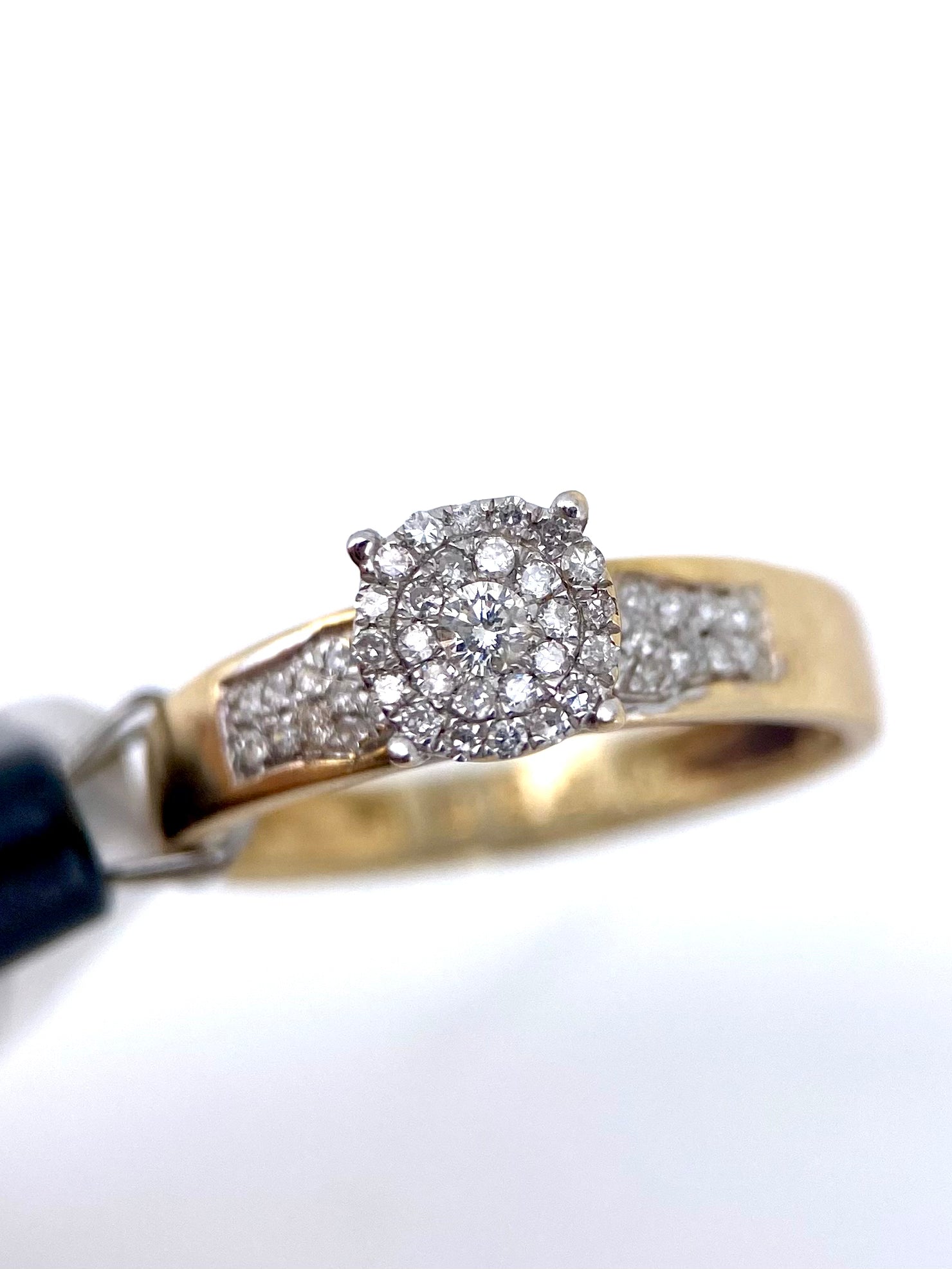 Oro Amarillo 14k Redondo 0.35ct de Diamantes Naturales                            Anillo Compromiso OF1702