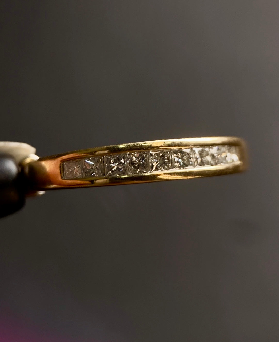 Churumbela Diamantes naturales Princess 0.30ct Oro 14k Amarillo.            OF2287