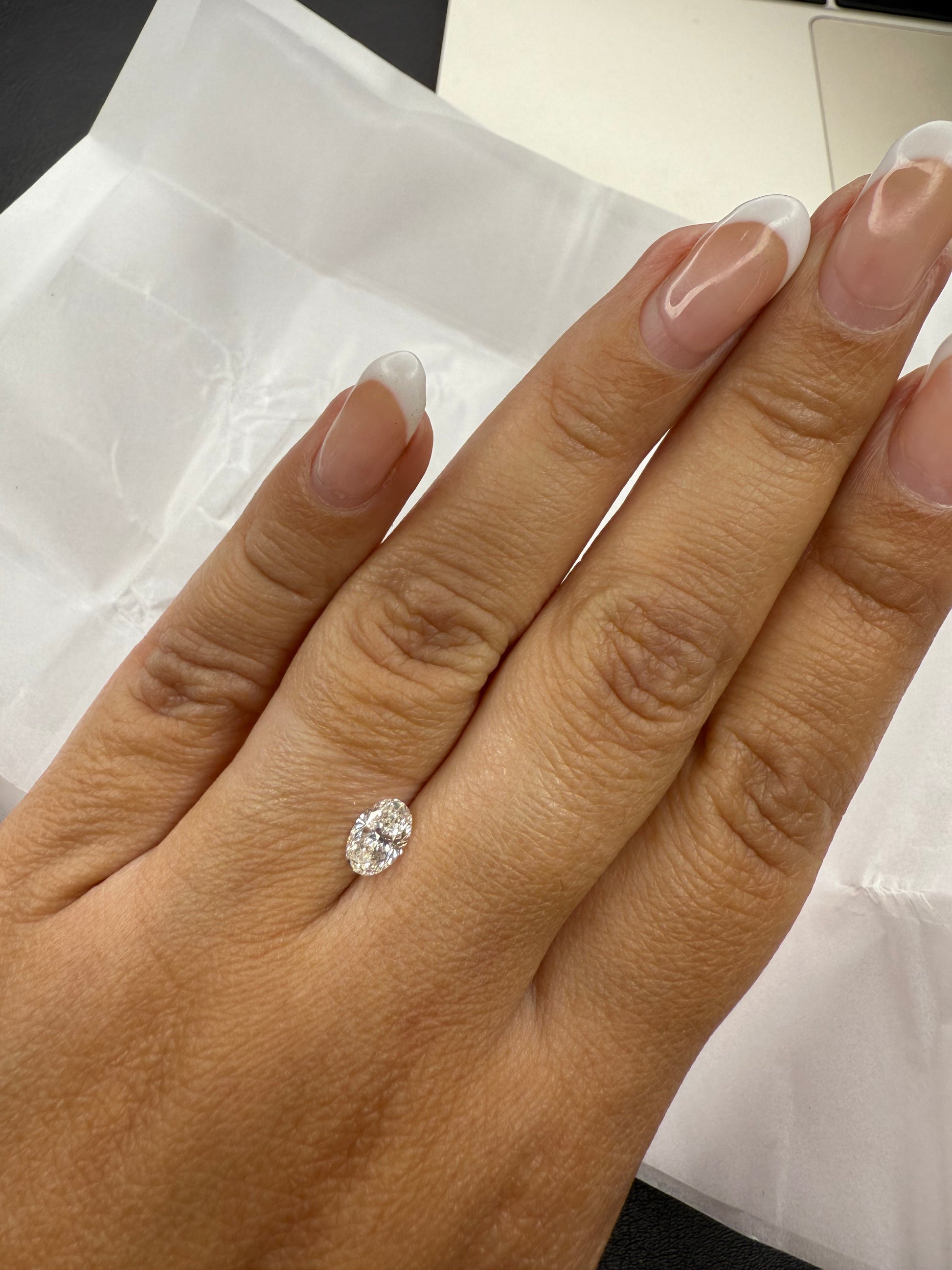 Oval 0.71ct Diamante GIA