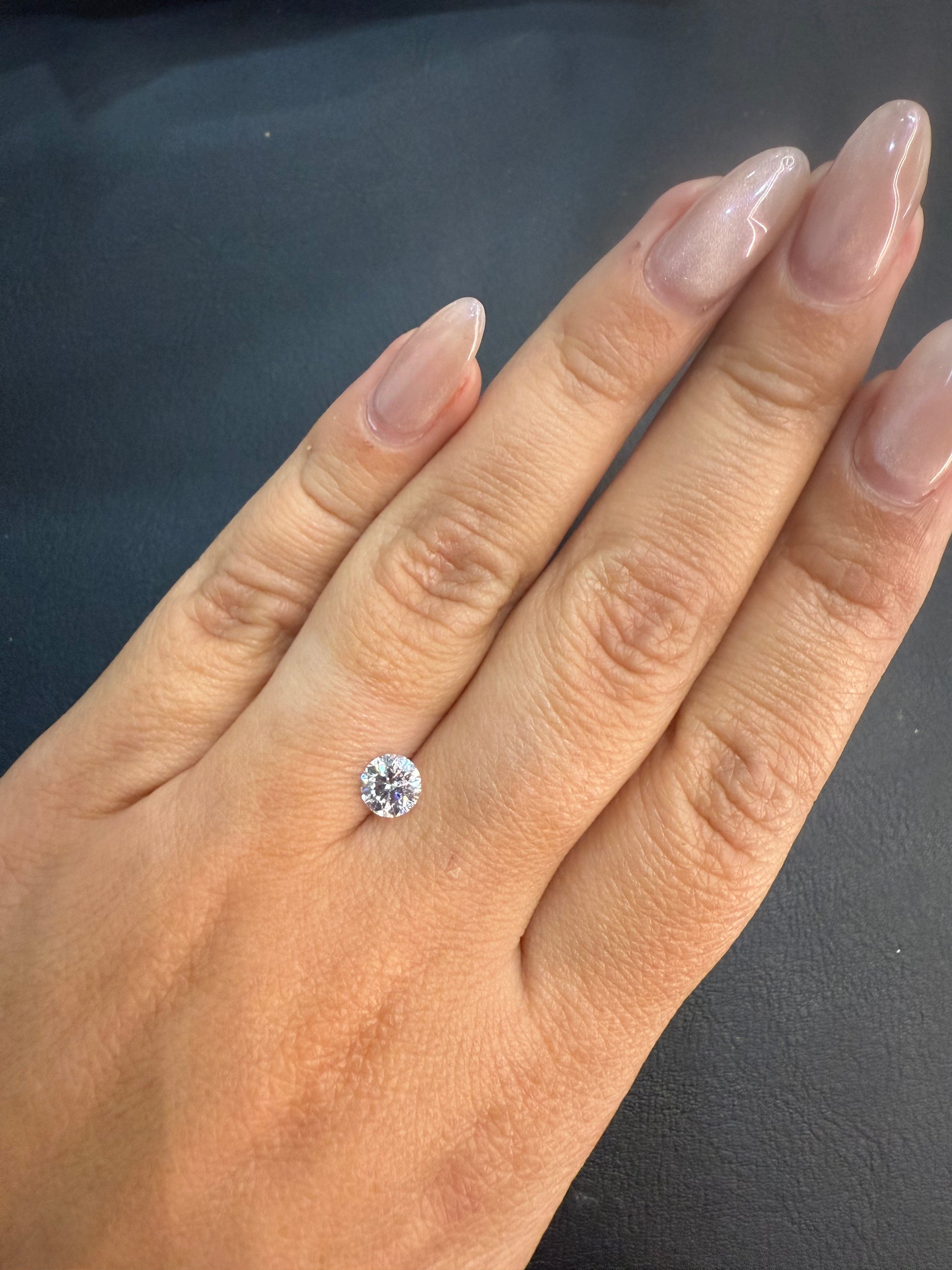 Redondo 0.77ct Diamante GIA