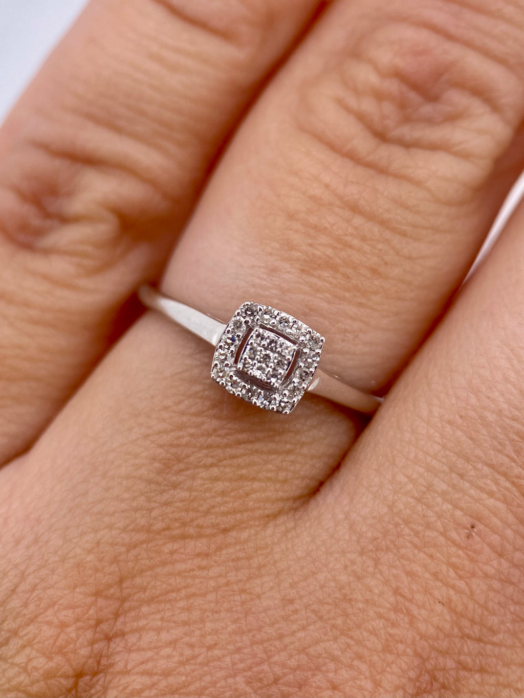 Oro Blanco 14k Princess 0.15ct de Diamantes Naturales                            Anillo Compromiso OF2200