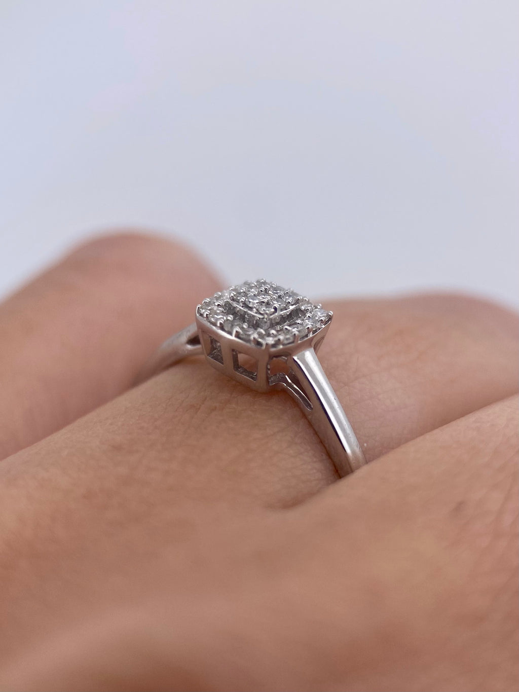 Oro Blanco 14k Princess 0.15ct de Diamantes Naturales                            Anillo Compromiso OF2200