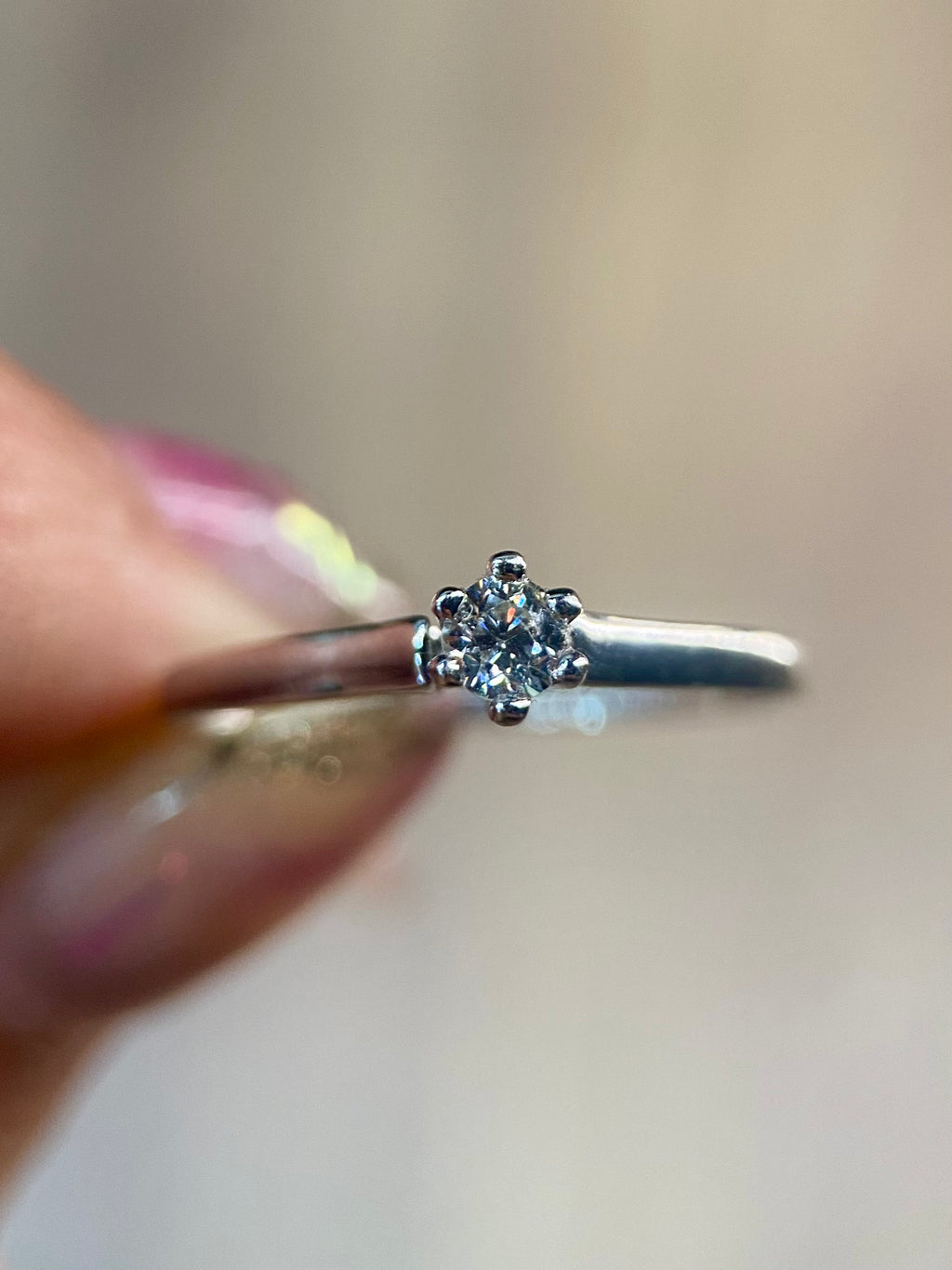 Oro Blanco 14k Redondo 0.19ct de Diamantes Naturales                            Anillo Compromiso OF1436