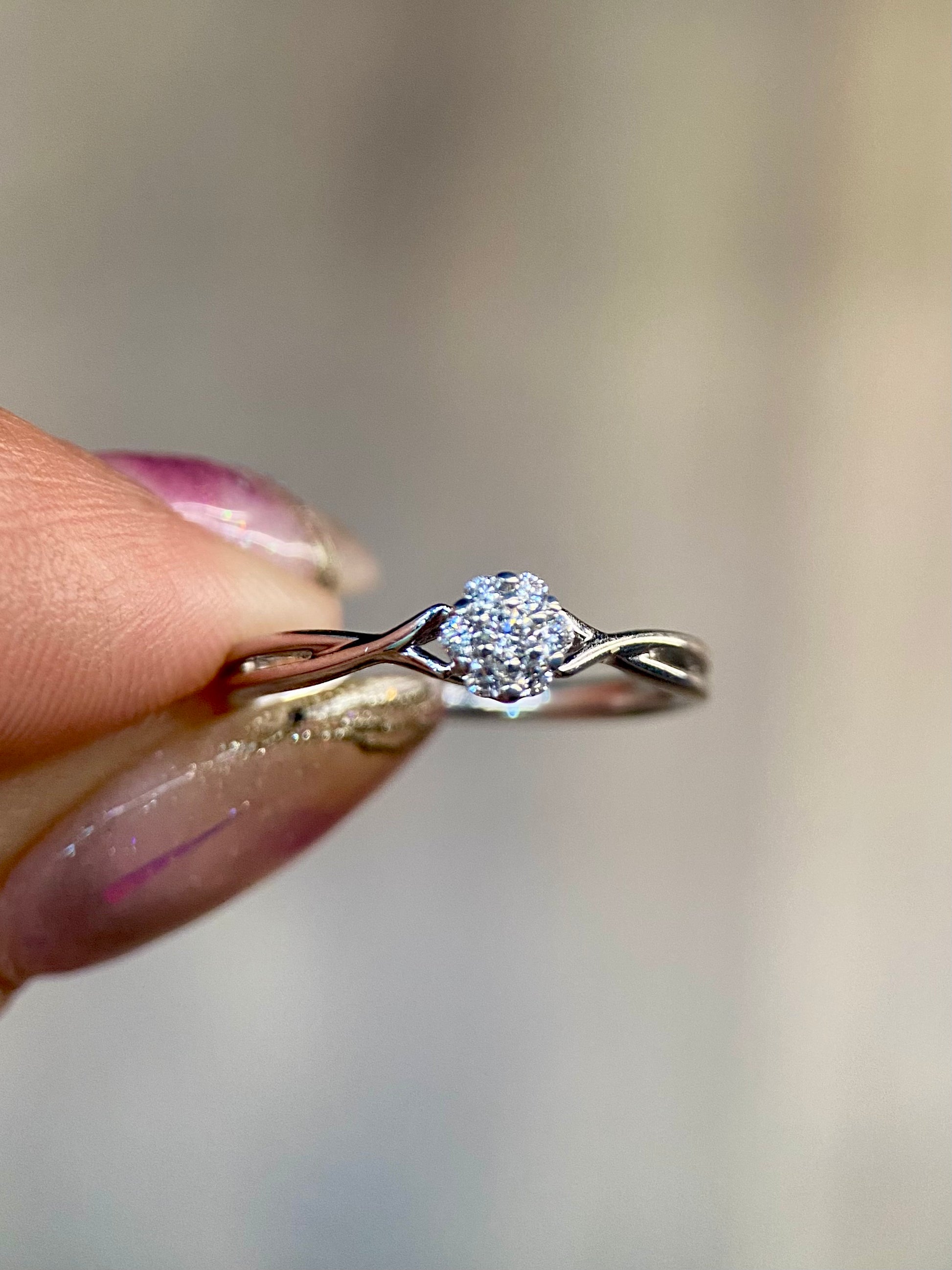 Oro Blanco 14k Redondo 0.13ct de Diamante                                                   Anillo Compromiso OF2242