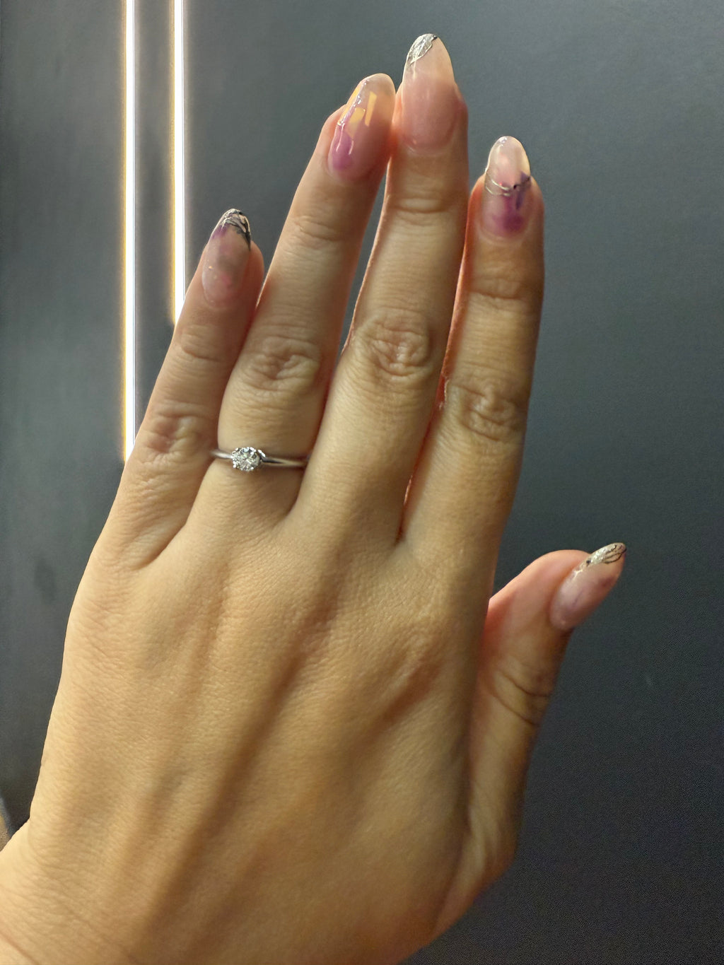 Oro Blanco 14k Redondo 0.23ct de Diamante Natural.                                                  Anillo Compromiso OF1079