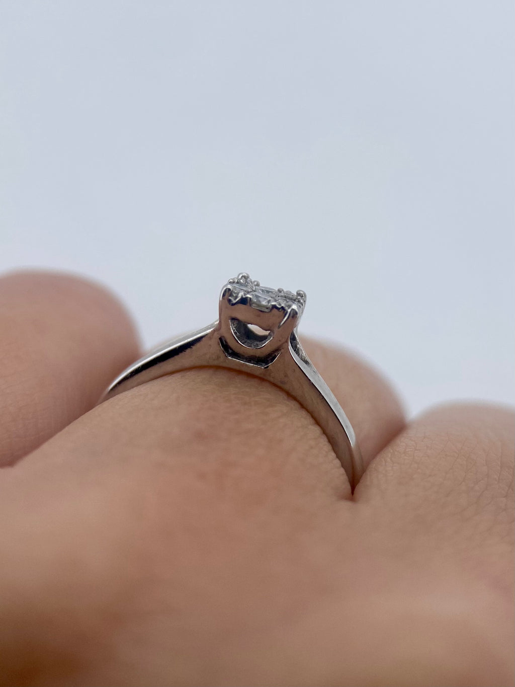 Oro Blanco 14k Redondo 0.20ct de Diamante Natural                                                  Anillo Compromiso OF1916