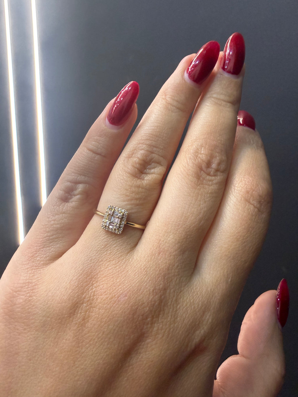 Oro Amarillo 14k Redondo 0.23ct de Diamantes Naturales                            Anillo Compromiso OF2139
