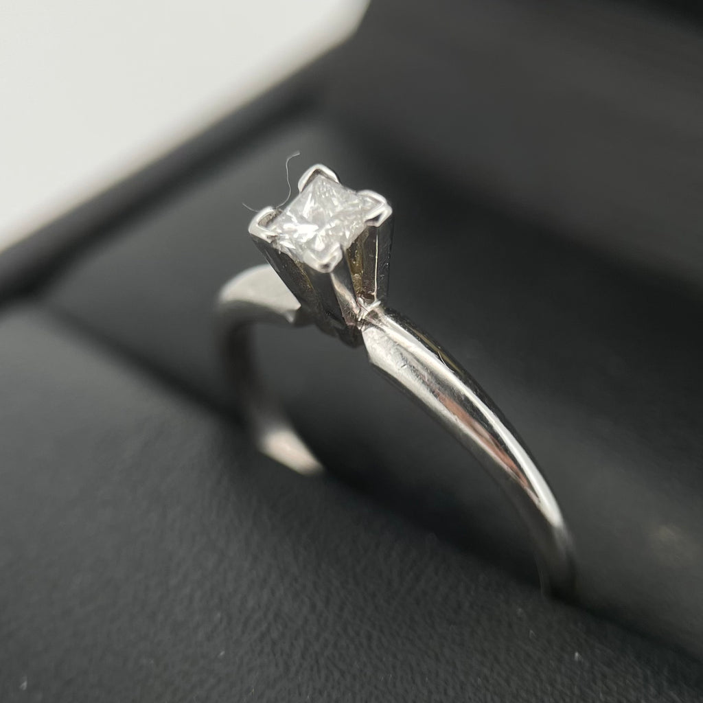 Anillo Compromiso Diamante 0.20ct Oro 14k Blanco