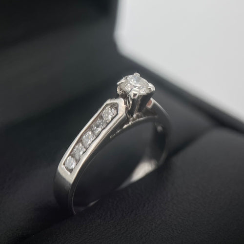 Anillo Compromiso Diamante 0.20ct + 0.12L Oro 14k Blanco