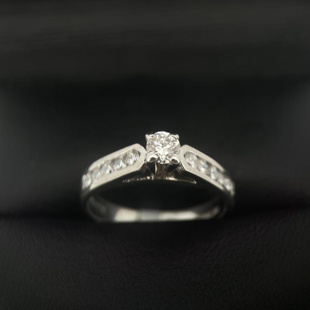 Anillo Compromiso Diamante 0.20ct + 0.12L Oro 14k Blanco