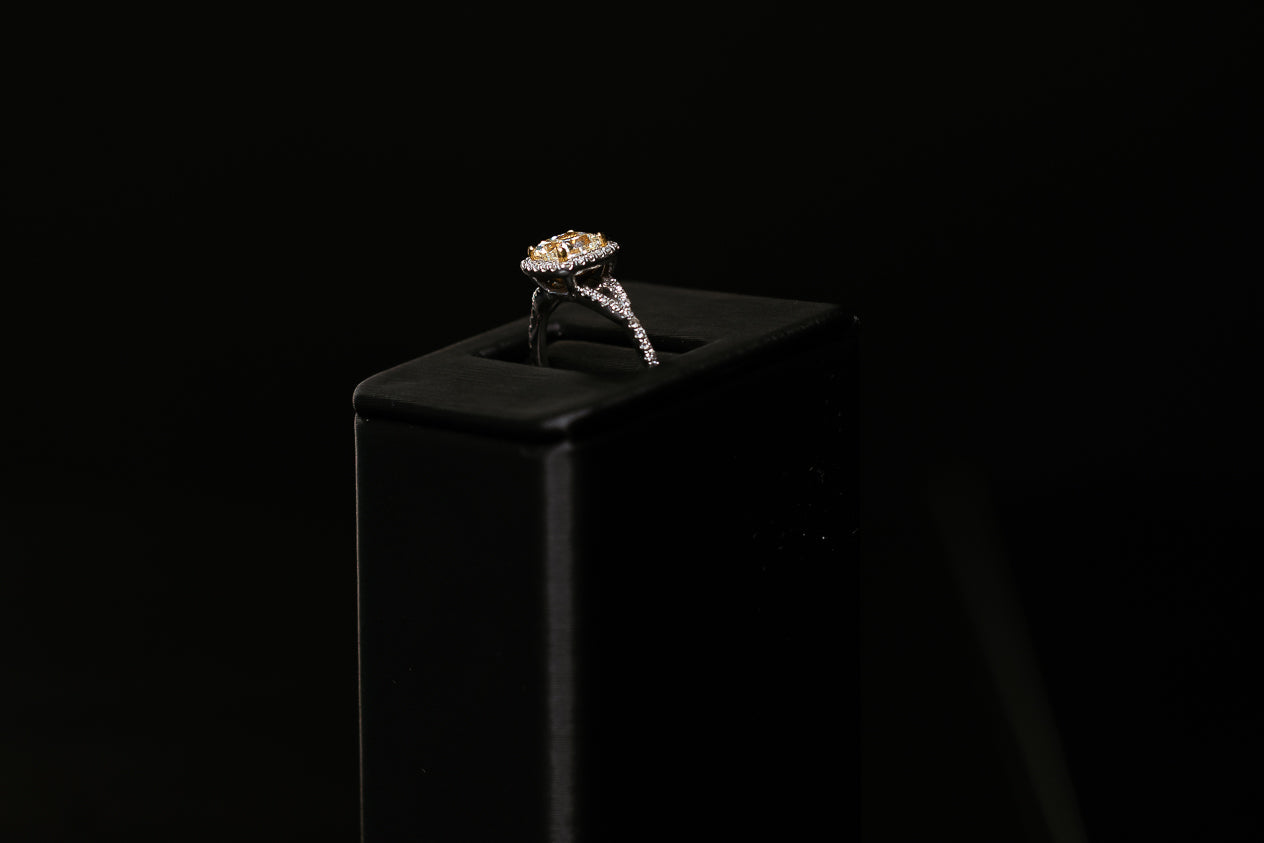 Anillo Compromiso Diamante 1.05ct + 0.35L Oro 14k Blanco