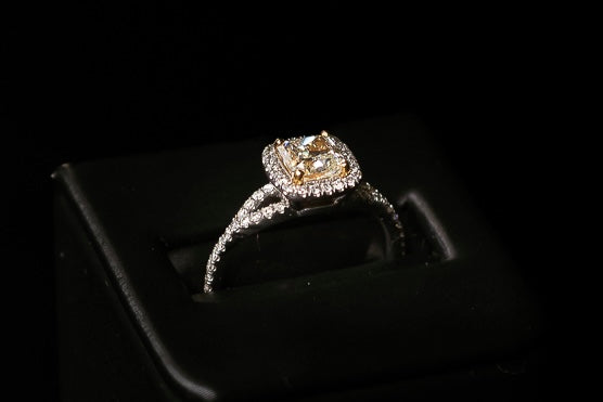 Anillo Compromiso Diamante 1.05ct + 0.35L Oro 14k Blanco