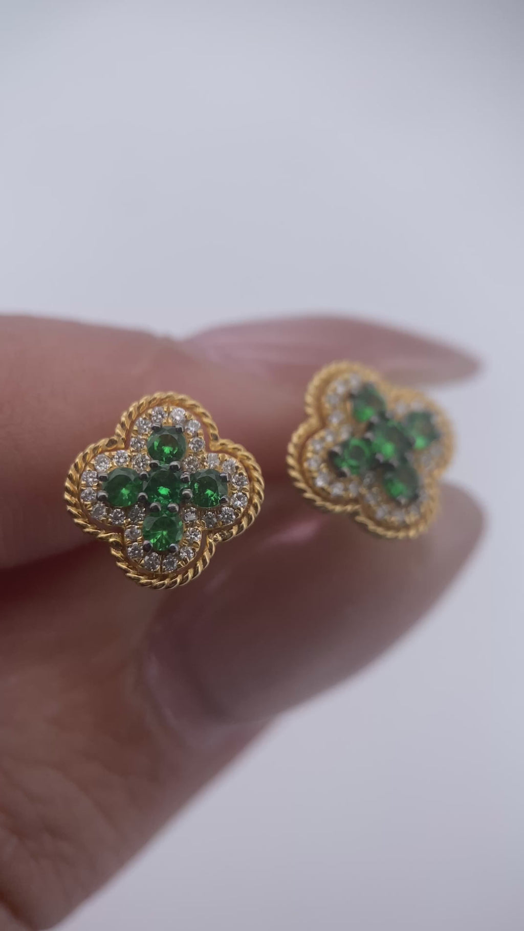 Broquel 0.60ct Oro 14k Amarillo